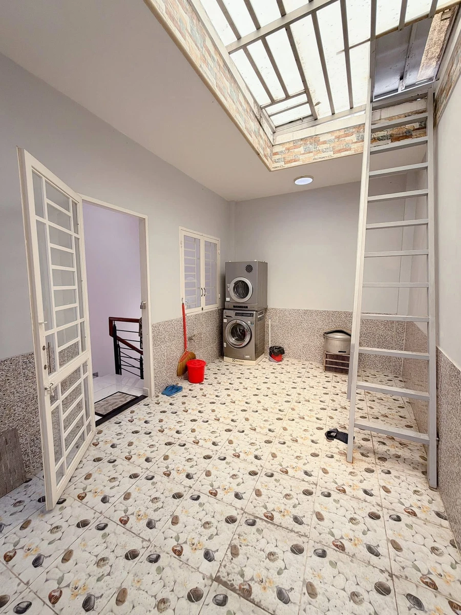 Bán nhà 5 tầng 50m2 ngang 9m Phú Nhuận 8 tỷ - Ảnh thu nhỏ 4