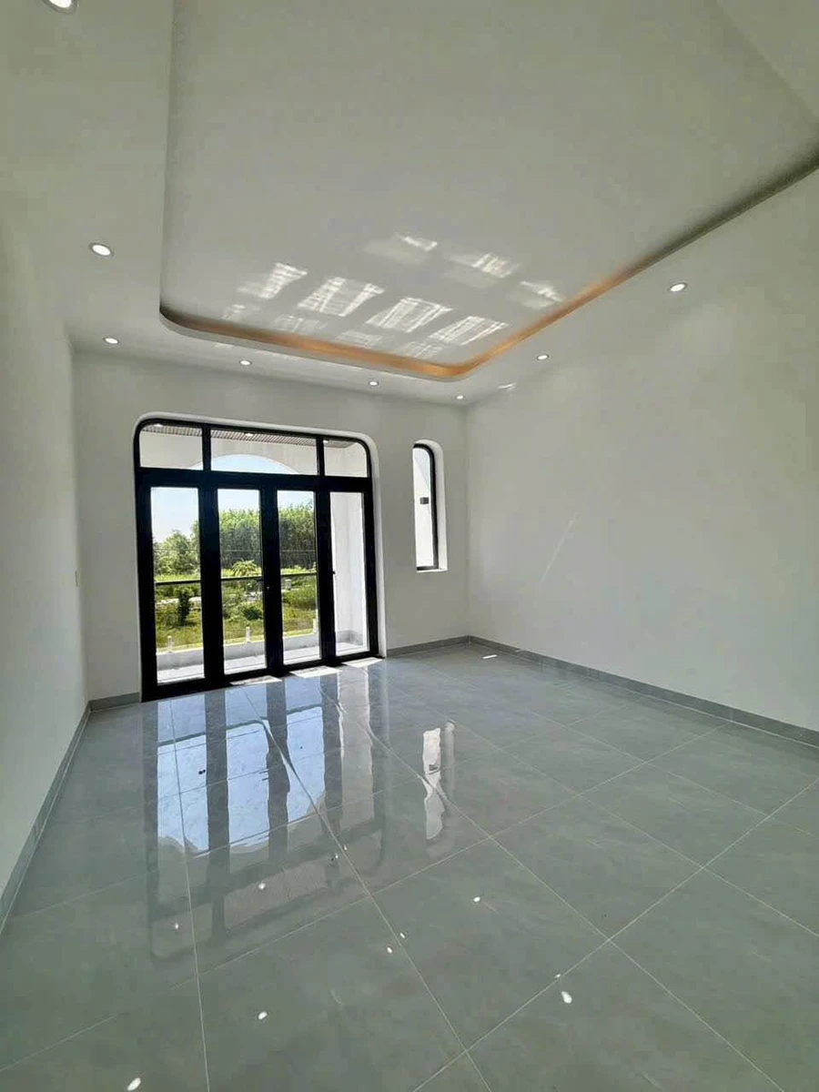 Bán nhà mặt tiền 90m2 3PN 2WC 2 tỷ Bình Chánh - Ảnh thu nhỏ 4