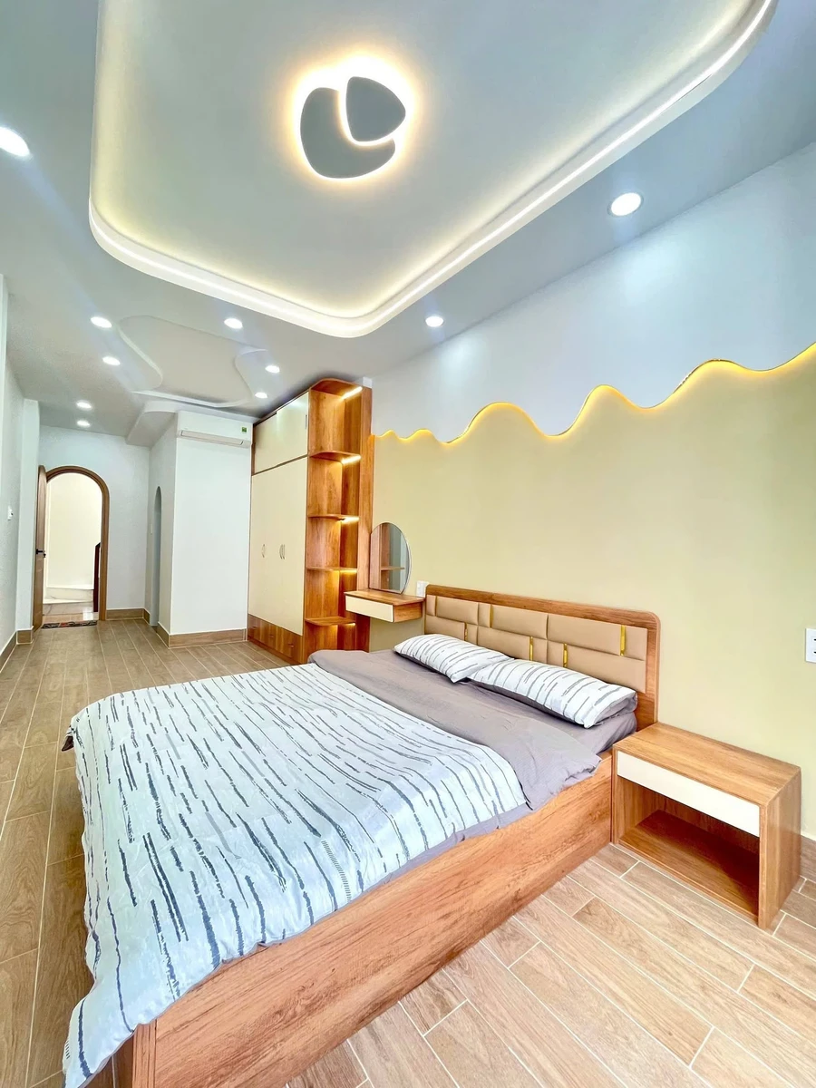 Bán nhà hẻm xe hơi 4m, 32m2, 4 phòng ngủ, trên 6 tỷ ở Tân Bình - Ảnh thu nhỏ 3