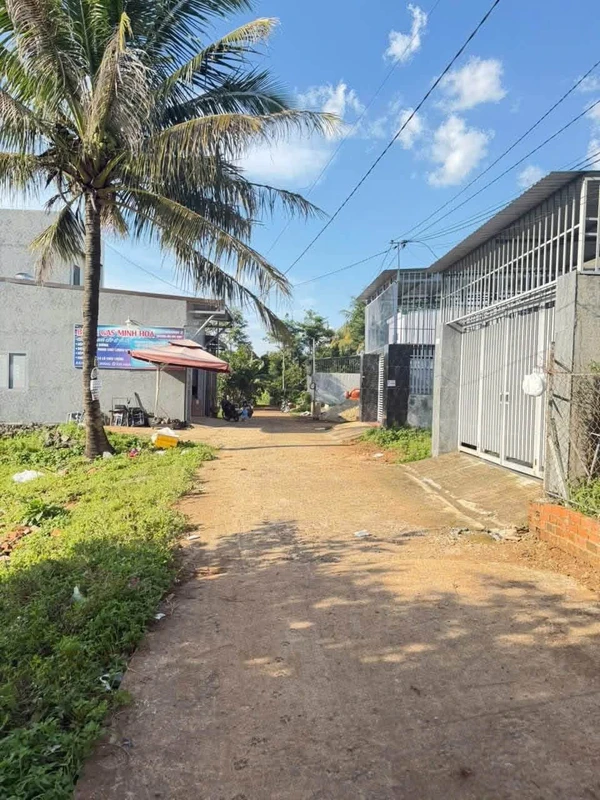Bán đất thổ cư 231m2 gần chợ EaKao, Đắk Lắk