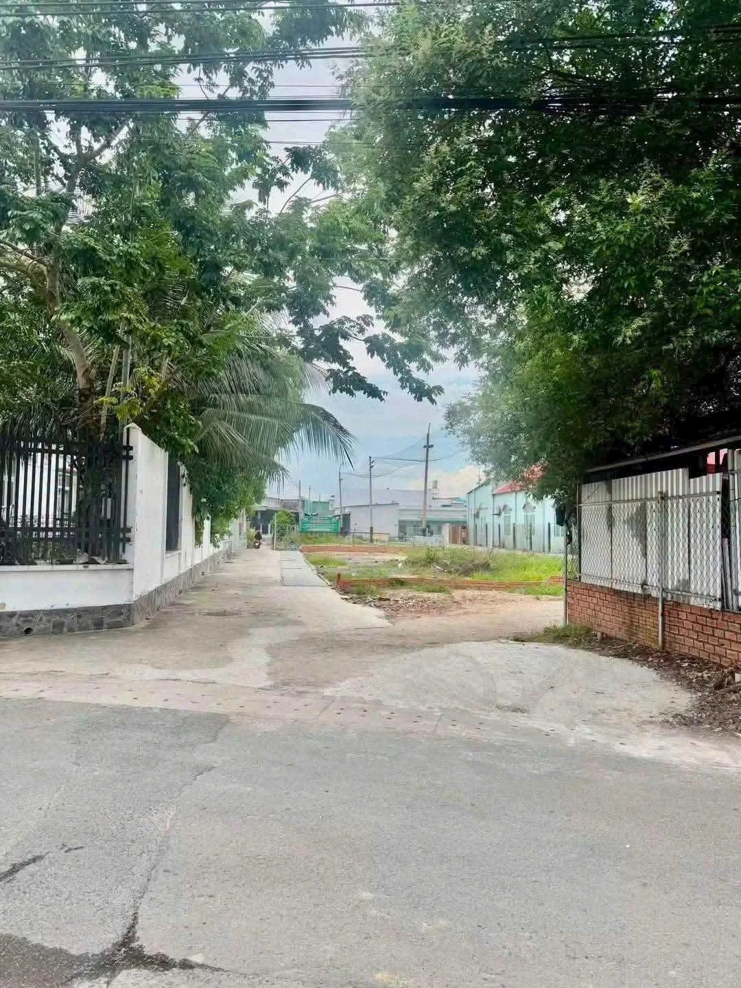 Bán đất 92m2 hẻm 178 Huỳnh Văn Lũy, Phú Lợi, giá 2,49 tỷ - Ảnh 1