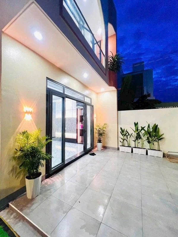 Bán nhà góc 2 mặt tiền 86m² Rạch Giá, An Giang