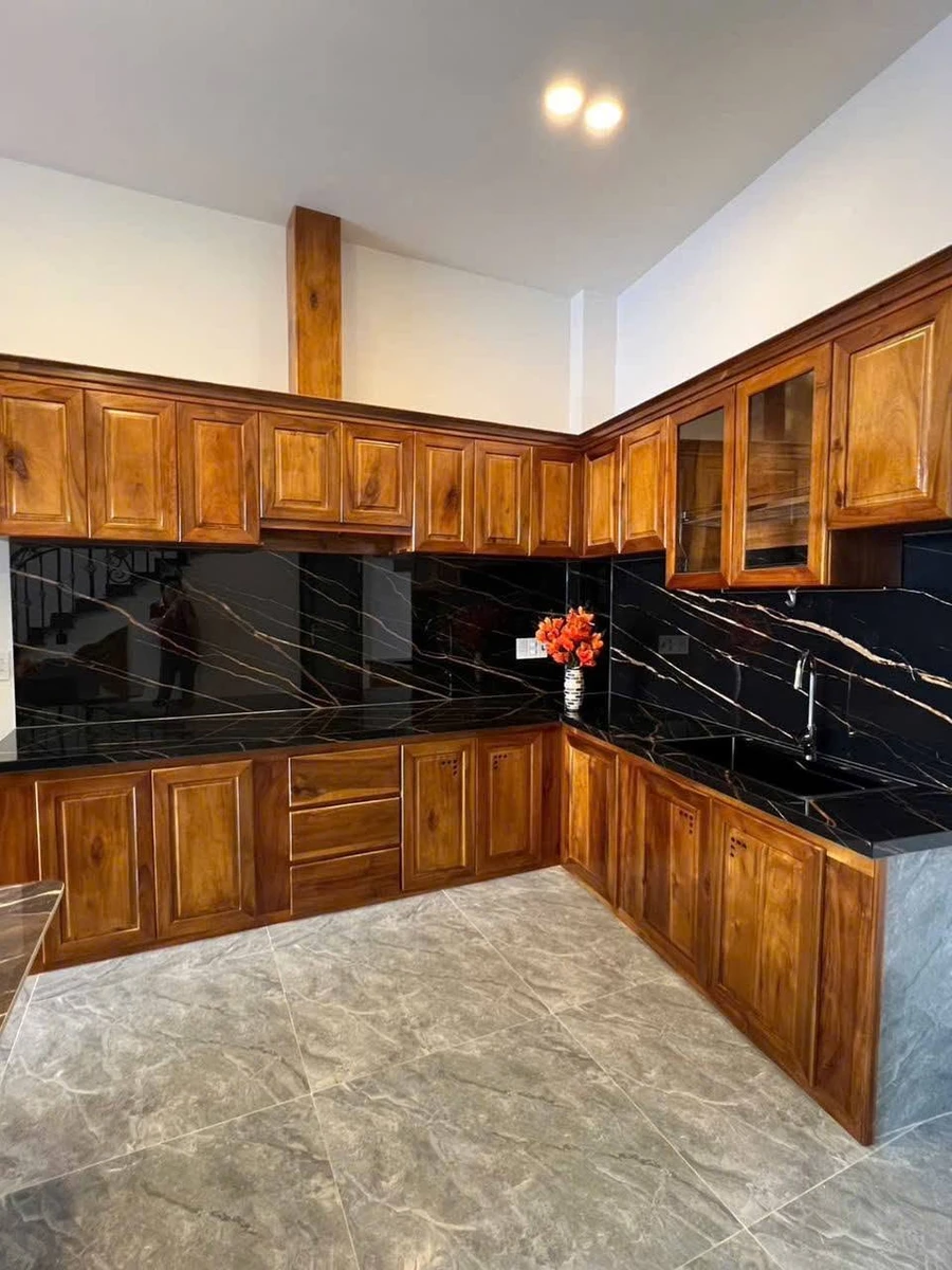 Bán nhà 3 tầng Vĩnh Ngọc Nha Trang, 180m², 3PN, 4.25 tỷ - Ảnh thu nhỏ 4