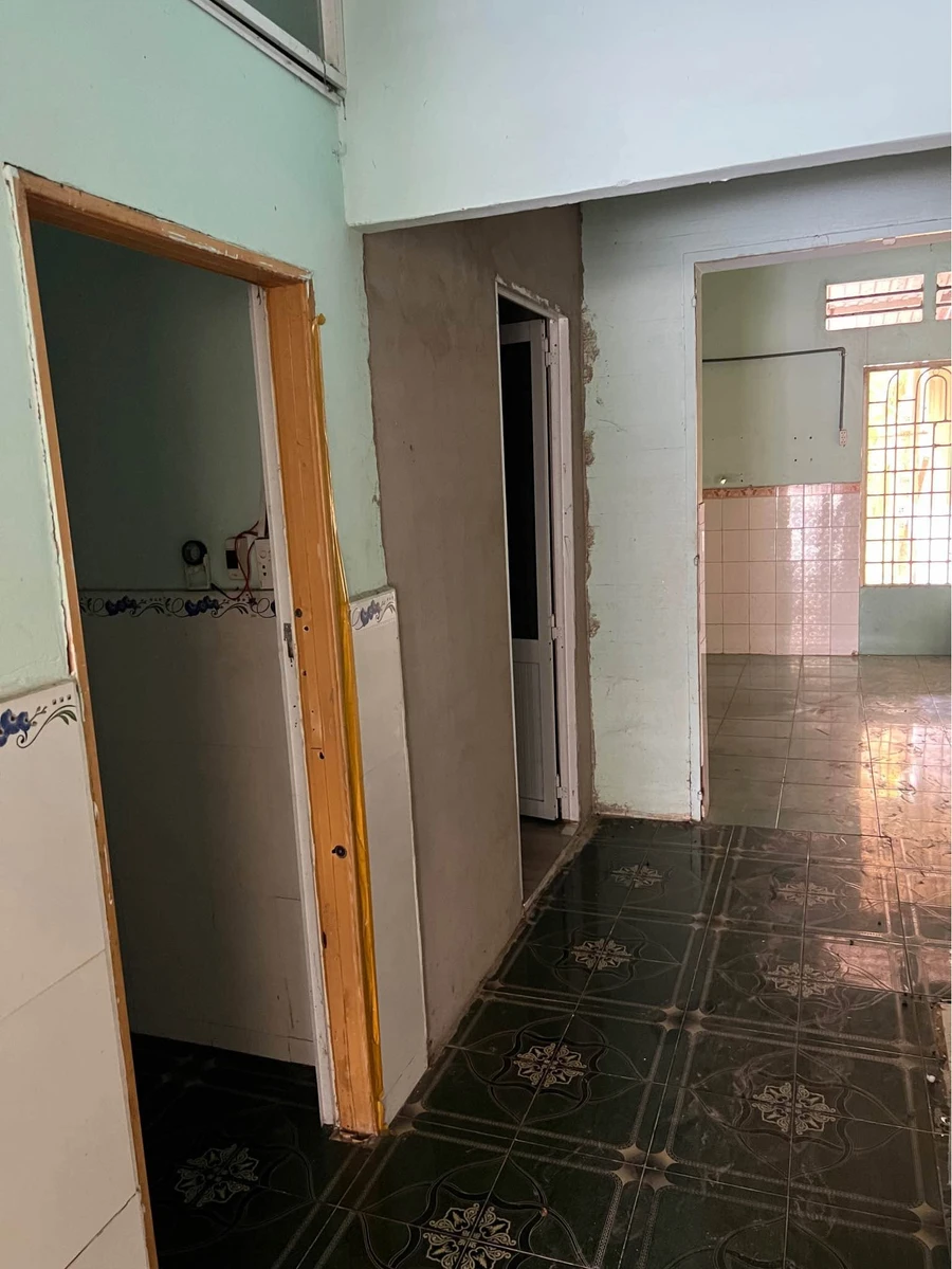 Bán nhà 210m² mặt tiền Lộng Nguyên Bình Chánh 2,5 tỷ - Ảnh thu nhỏ 4