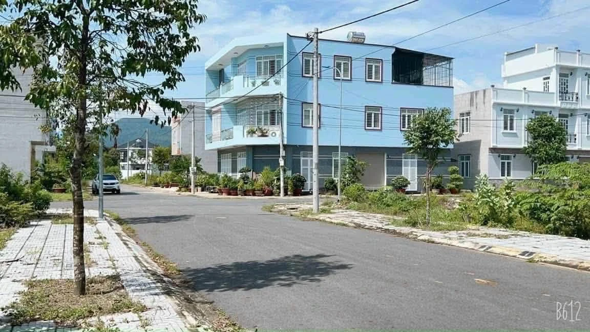 Bán đất mặt tiền Gò Cát Bà Rịa 108m², 2,2 tỷ - Ảnh 1