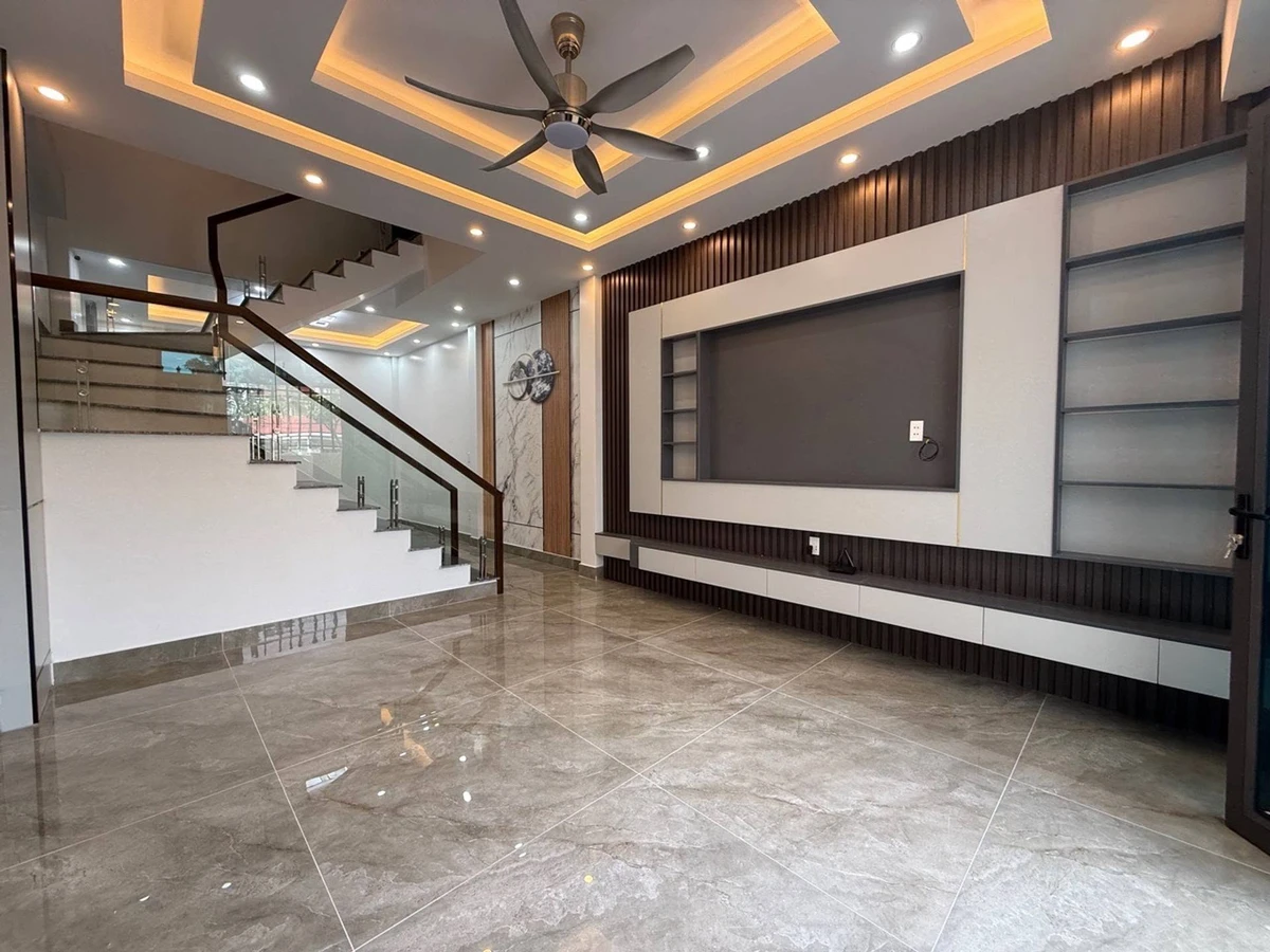 Bán nhà 47m2 3 tầng 3PN ô tô đỗ cửa Tân Phú - Ảnh thu nhỏ 2