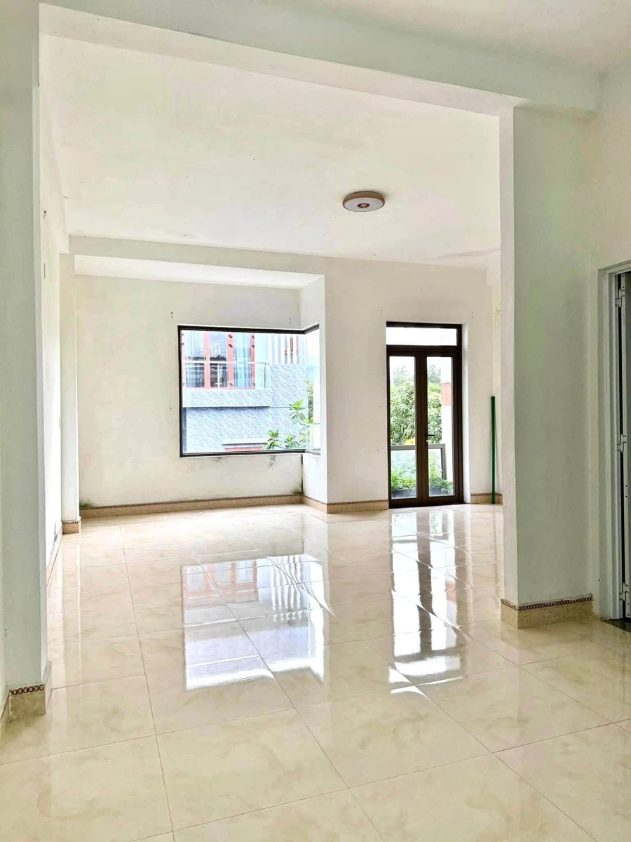 Bán nhà 2,5 tầng mặt tiền Xuân Thiều, 75m², 3PN, Đà Nẵng - Ảnh thu nhỏ 5