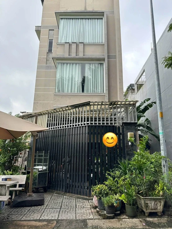 Bán nhà 4 tầng 119m² Đường 4 KDC Linh Xuân, Thủ Đức, giá 7,6 tỷ
