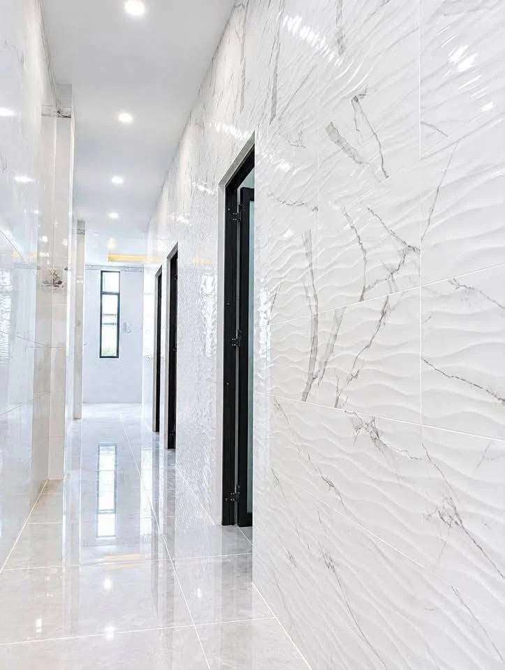 Bán nhà 3PN mặt tiền Nguyễn Văn Rành, DT 125m², 1 tỷ 790 triệu - Ảnh thu nhỏ 2