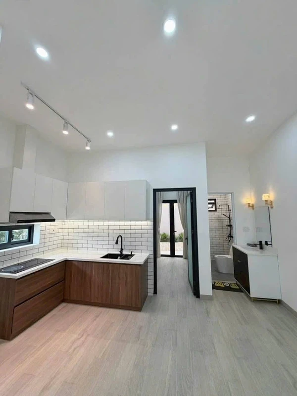 Bán nhà mới 2 phòng ngủ 80m² gần chợ Hoà Long Bà Rịa