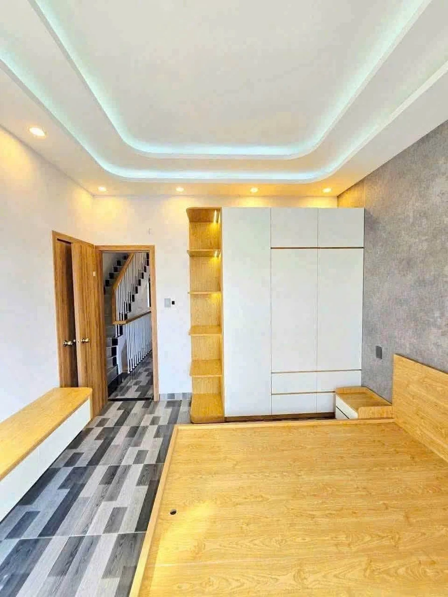 Bán nhà 3 lầu 4PN Nguyễn Duy Trinh Quận 9, 116m2, 4.7 tỷ - Ảnh thu nhỏ 5