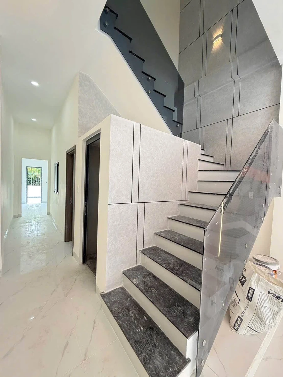 Bán nhà 1 trệt 1 lầu 81m² Biên Hòa giá 3 tỷ 390 triệu - Ảnh thu nhỏ 4