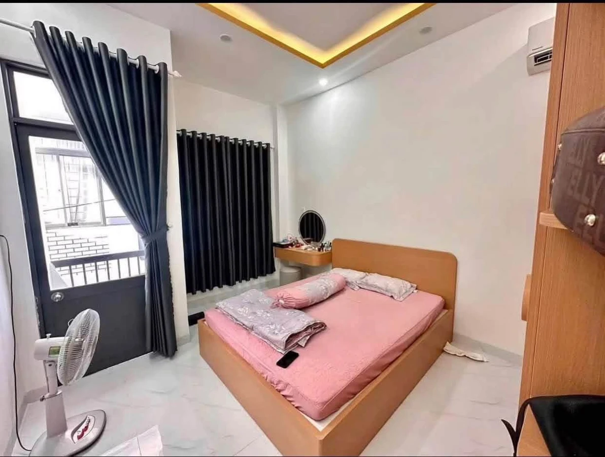 Bán nhà 3 tầng full nội thất 105m2 đường Nguyễn Thị Minh Khai, trung tâm Quy Nhơn - Ảnh thu nhỏ 3