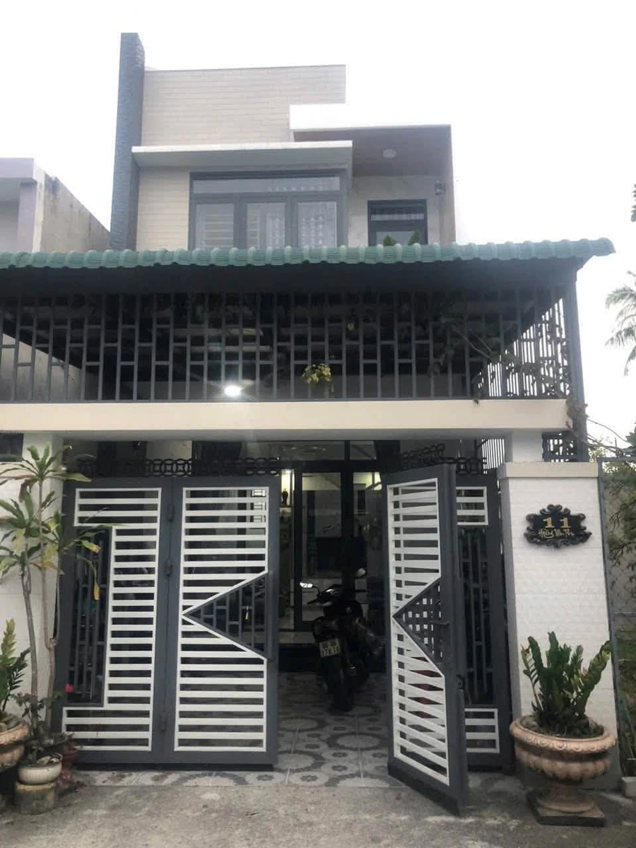 Bán nhà lầu mặt tiền Hoàng Văn Thụ Lagi 108m² giá 3 tỷ - Ảnh 1