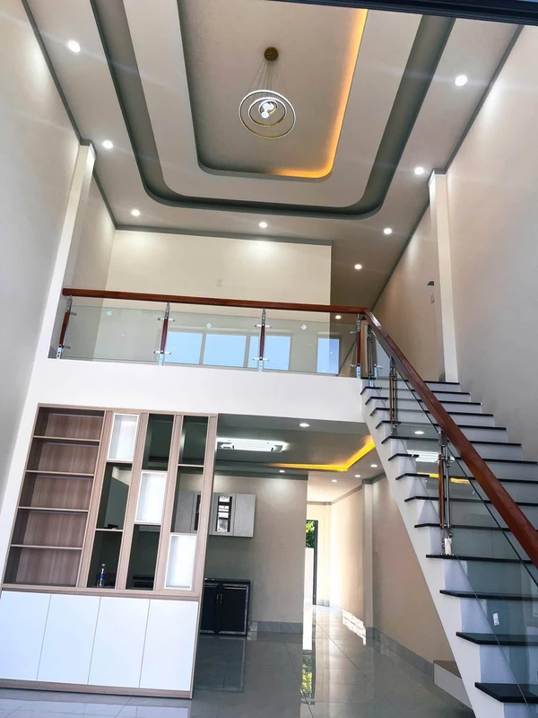 Bán nhà gác lửng 75m2, 3PN, gần chợ Bến Lớn Tân Định