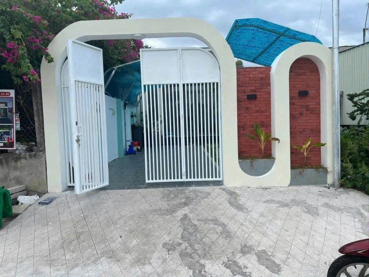Bán nhà 3PN Long Điền Nhà Bè 213m² giá 2 tỷ - Ảnh thu nhỏ 2