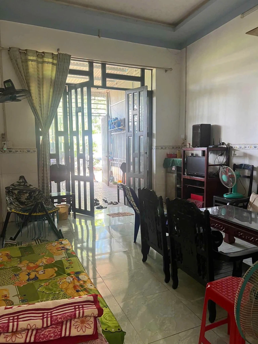 Bán nhà 2 phòng ngủ 61m² Đồng Xoài 700 triệu - Ảnh 1