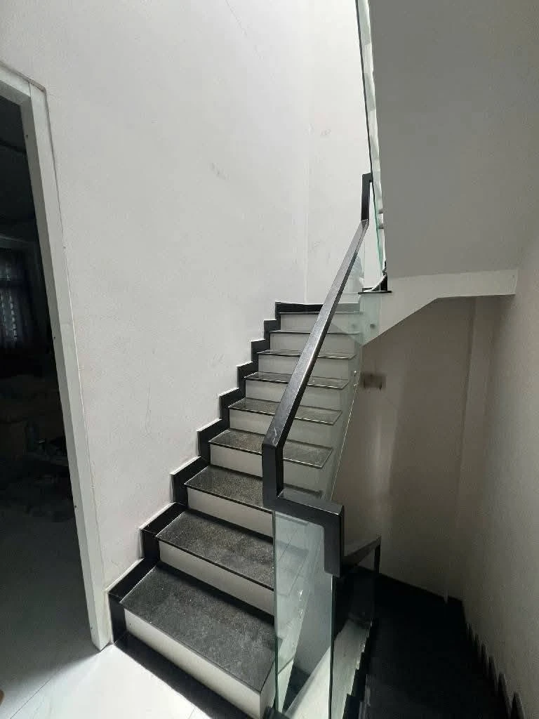 Bán nhà 3 tầng 40m2 Đường 53 Hiệp Bình Chánh, Thủ Đức, giá 4,9 tỷ - Ảnh thu nhỏ 4