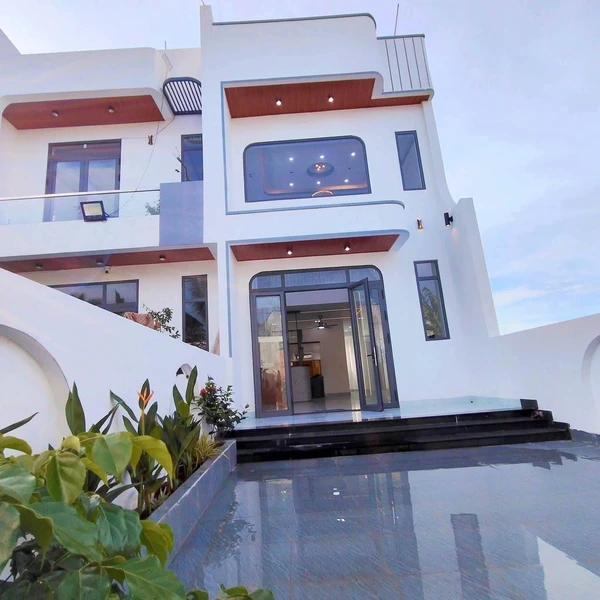 Bán nhà 3PN, 2WC, 100m² Mỹ Hạnh Bắc, giá 2 tỷ 250