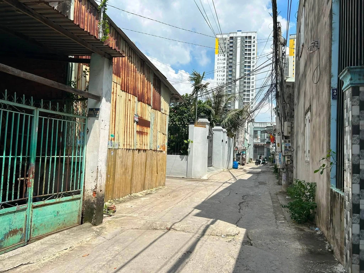 Bán đất hẻm Tôn Thất Tùng 107,8 m2, 6 tỷ - Ảnh thu nhỏ 2
