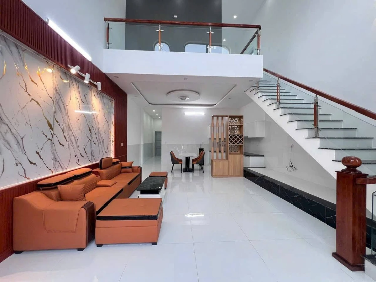 Bán nhà mới 6x16m (96m2) khu Gia Phát Sake, Hòa Long, TP Bà Rịa, giá 2,8 tỷ - Ảnh thu nhỏ 2