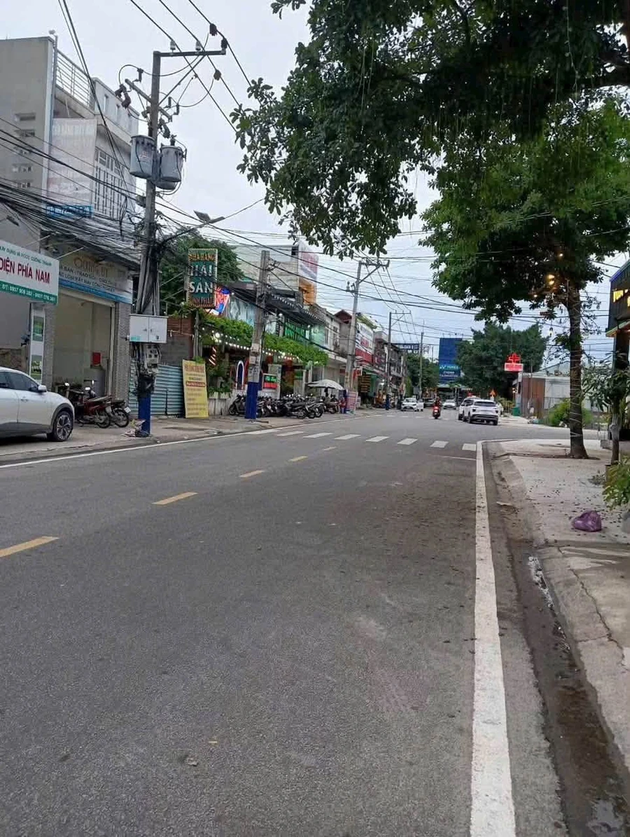 Bán biệt thự 300m2, 3PN, 3WC ở Phường An Phú - Ảnh 1
