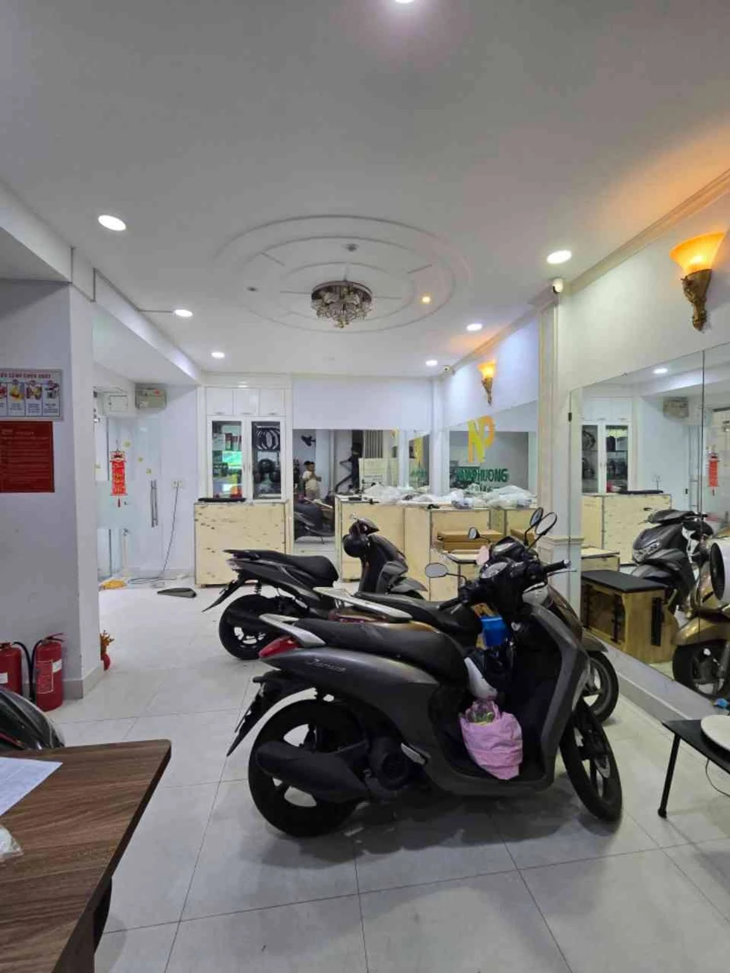 Bán nhà lô góc 2 mặt hẻm xe hơi 4 tầng 51m2 khu Trương Quốc Dung, Phú Nhuận, hơn 14 tỷ - Ảnh 1