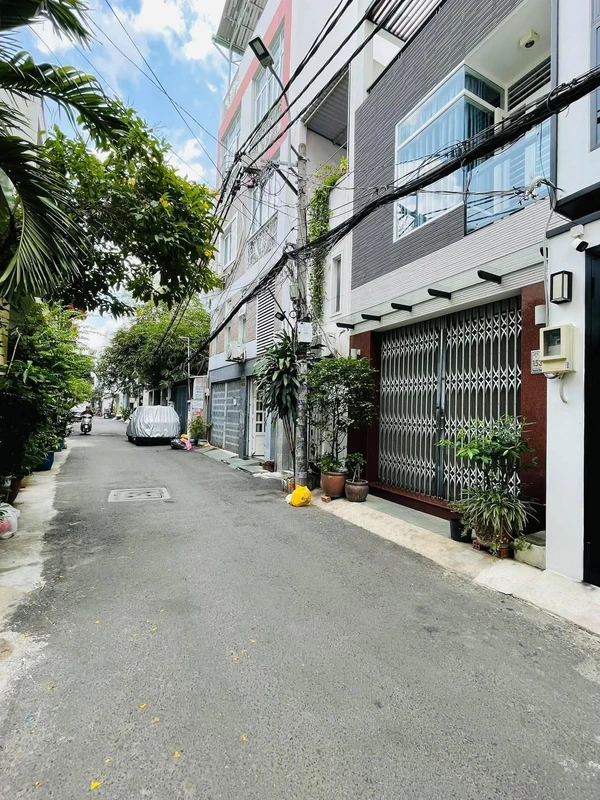 Bán nhà 5 tầng HXH 6m Nguyễn Thượng Hiền, Bình Thạnh, 51m2, thang máy, 12,9 tỷ