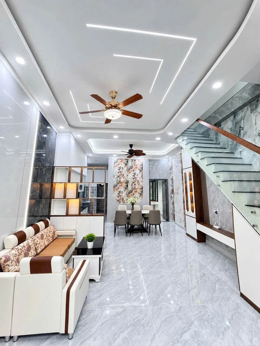 Bán nhà 1 trệt 1 lầu 130m2, 3 phòng ngủ tại Đồng Nai - Ảnh thu nhỏ 2