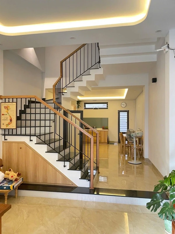 Bán nhà 3 tầng 56m² gần biển Mỹ Khê, Đà Nẵng 9,5 tỷ