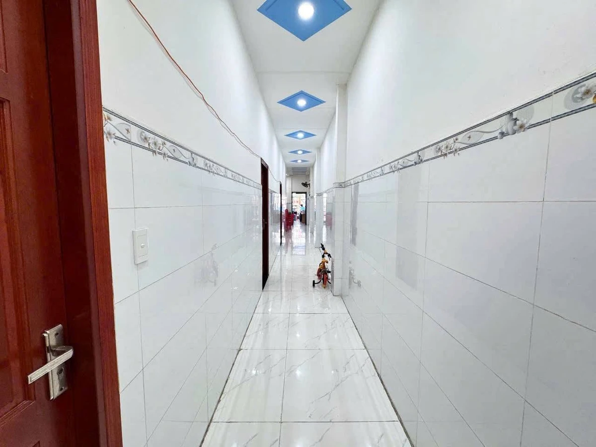Bán nhà Hòa Khánh, Đức Hòa, Long An, 200m², 3PN, 1 tỷ 630 - Ảnh thu nhỏ 3