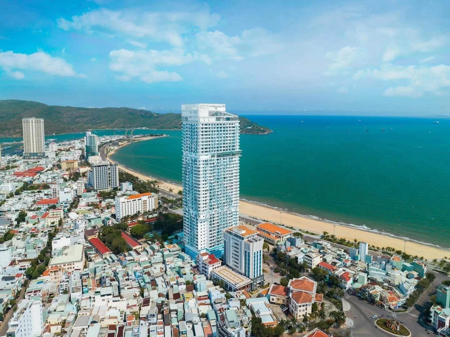 Sang nhượng căn góc 2PN 69m2 view biển Xuân Diệu tại TMS Luxury Quy Nhơn - Ảnh 1