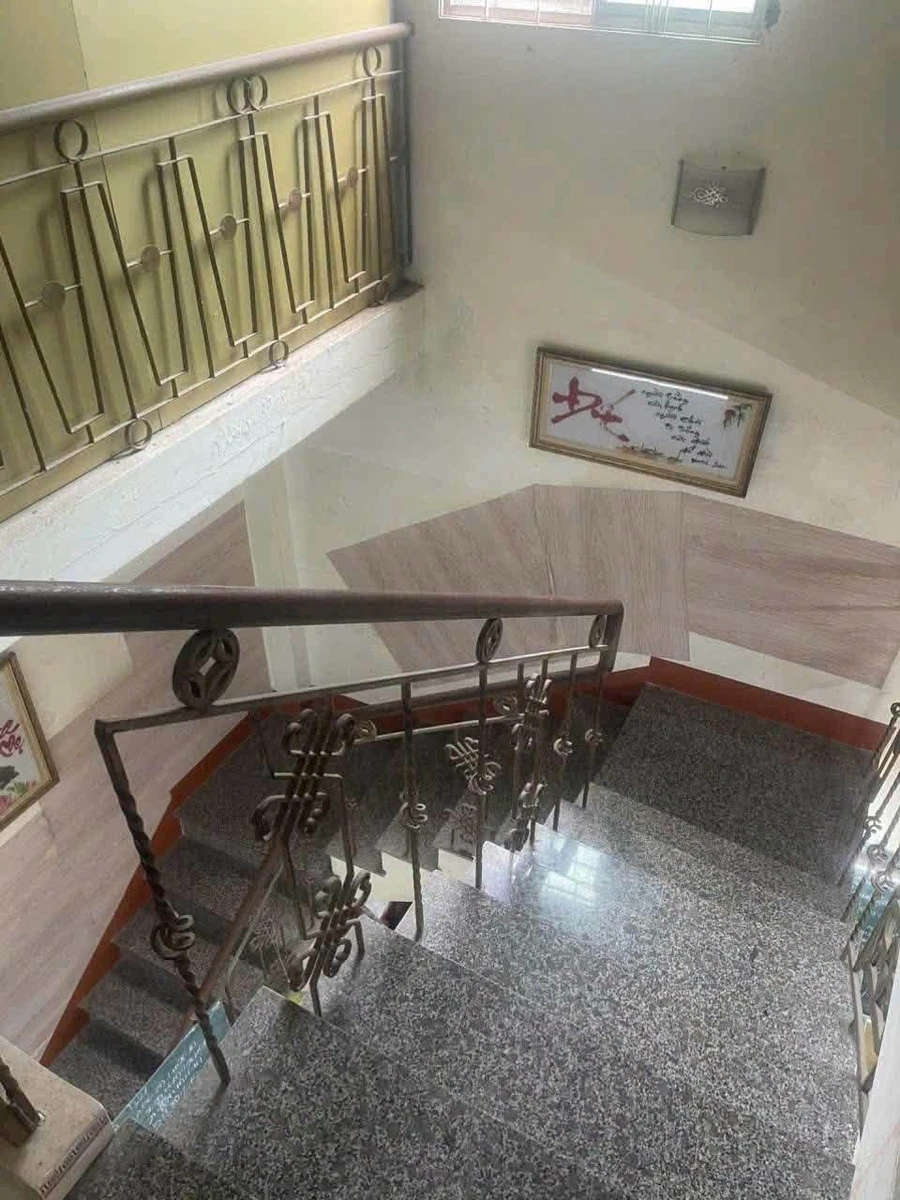 Nhà 2 tầng hẻm ô tô Trần Hưng Đạo 81m² 1,95 tỷ - Ảnh 1