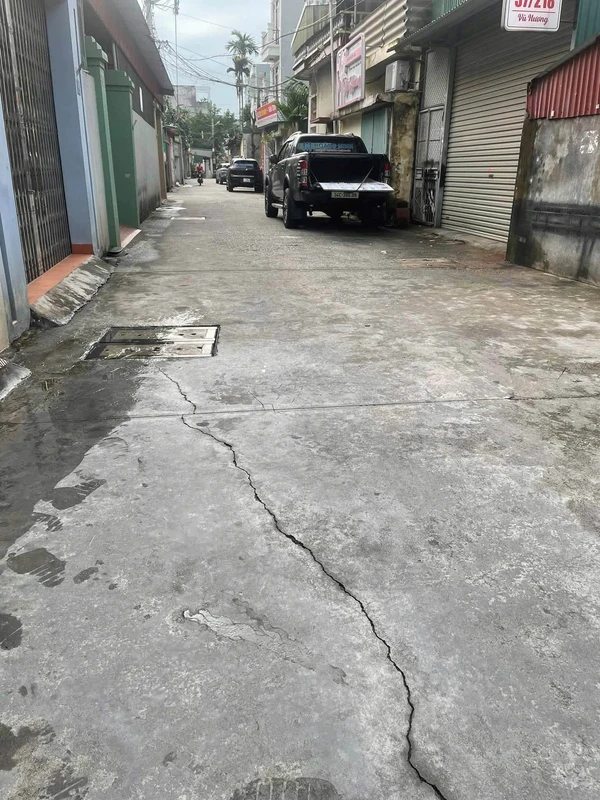Bán nhà 3 tầng 80m2 mặt ngõ Vũ Hựu, Hải Dương