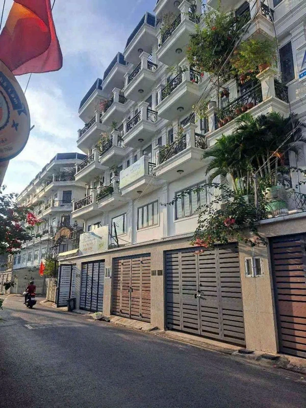 Bán nhà 5 tầng mặt tiền Thới An 22, 64m2, 4PN, giá 6,49 tỷ, Quận 12