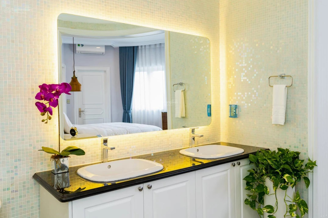 Biệt thự 600m2 mặt đường trục chính phía sau là sân golf cách mặt biển 100m full nội thất - Ảnh thu nhỏ 4