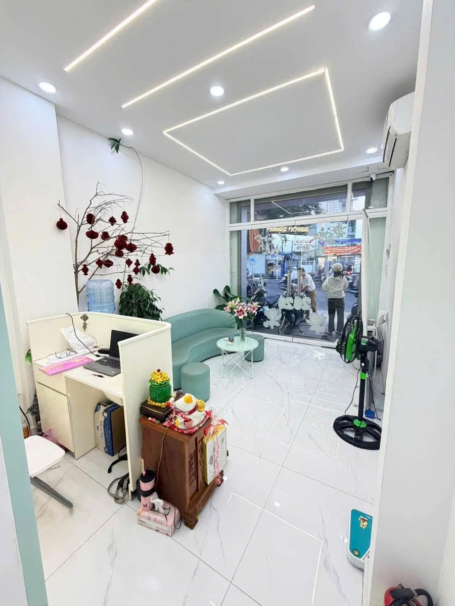 Cho thuê nhà mặt tiền Tân Sơn Nhì, Tân Phú, 27m², 4PN, 18 triệu/tháng - Ảnh 1