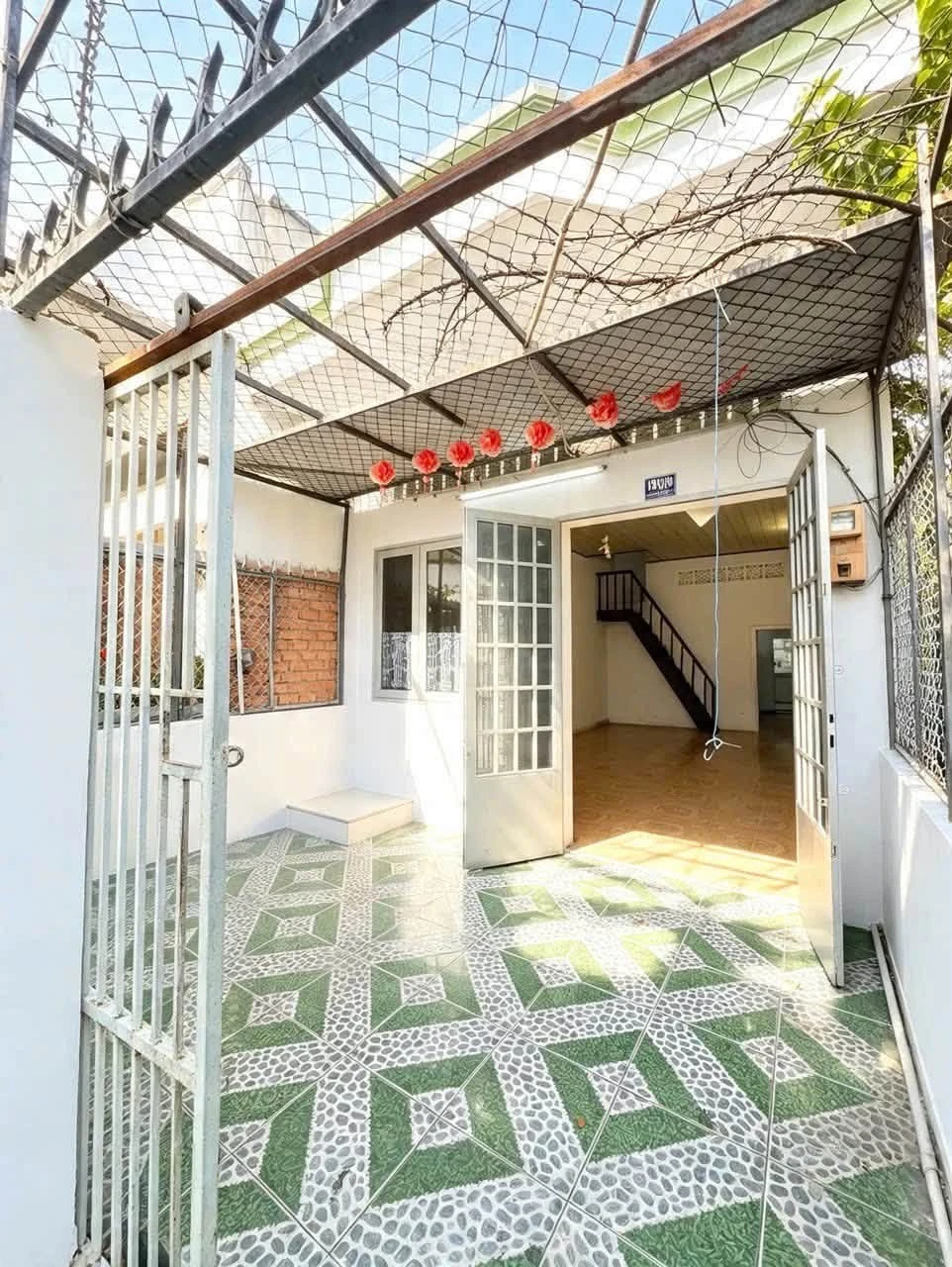 Bán nhà 2 tầng 63m2 đường Trương Thị Hoa, Quận 12, giá 3,65 tỷ - Ảnh 1