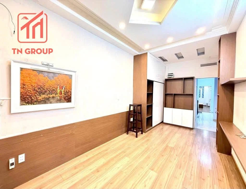 Cho thuê nhà nguyên căn 5PN 4WC Quận 5, 48m² - Ảnh 1