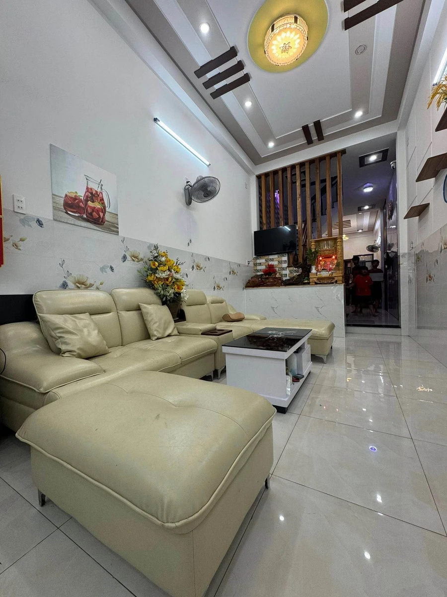 Bán nhà mặt tiền Nguyễn Thị Minh Khai Quy Nhơn 93m2 7 tỷ - Ảnh 1