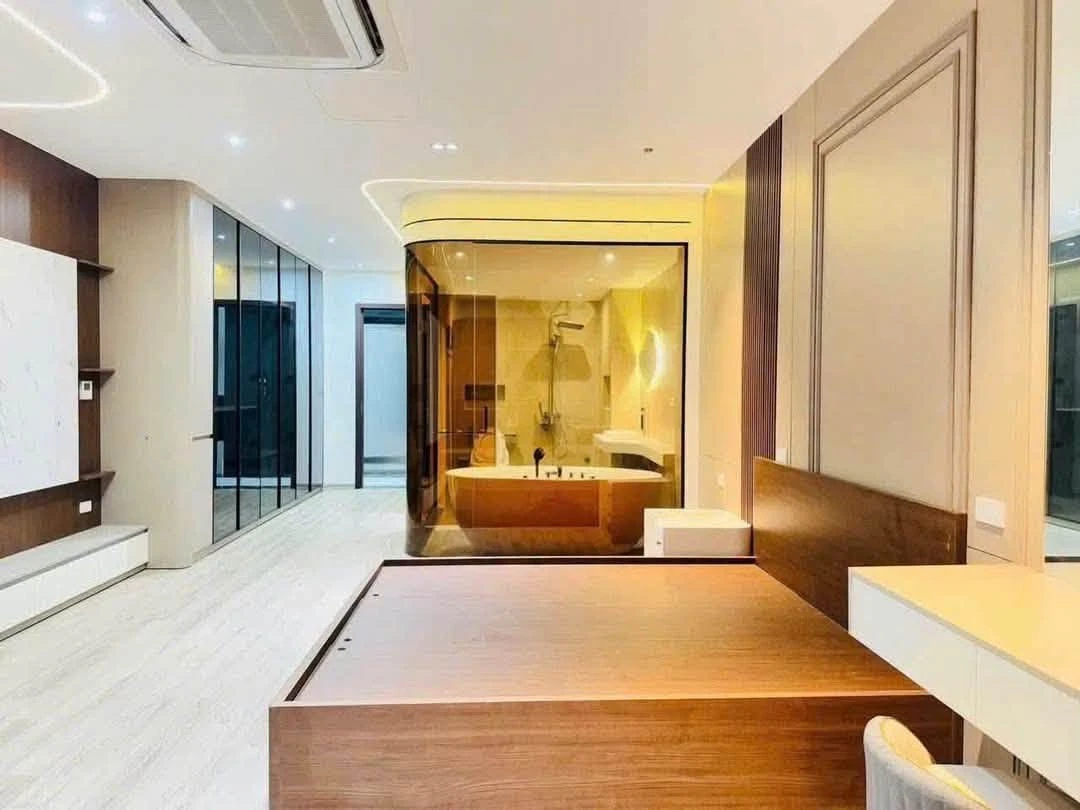 Bán nhà phố đối diện Vinhomes Riverside, 63m2, 6 tầng, 10 tỷ - Ảnh thu nhỏ 4