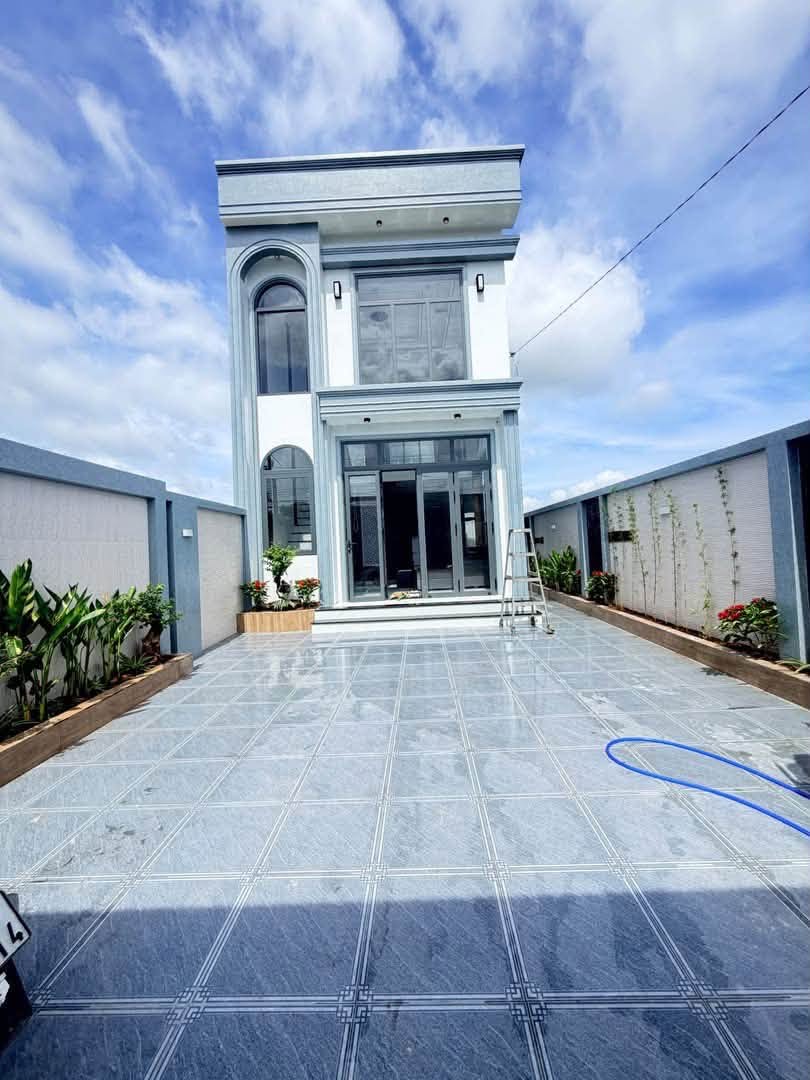Bán nhà mini 3 phòng ngủ 100m² Long Hải gần biển 4.3 tỷ