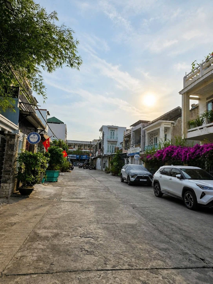 Bán nhà hẻm ô tô Lê Hồng Phong, Nha Trang, 69,9m², 5.18 tỷ - Ảnh 1