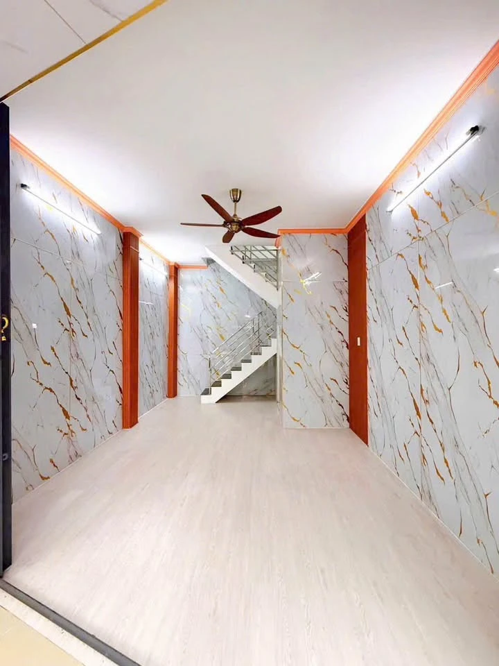 Bán nhà 1 trệt 2 lầu mặt tiền Đề Thám Cần Thơ 26m2 - Ảnh thu nhỏ 2