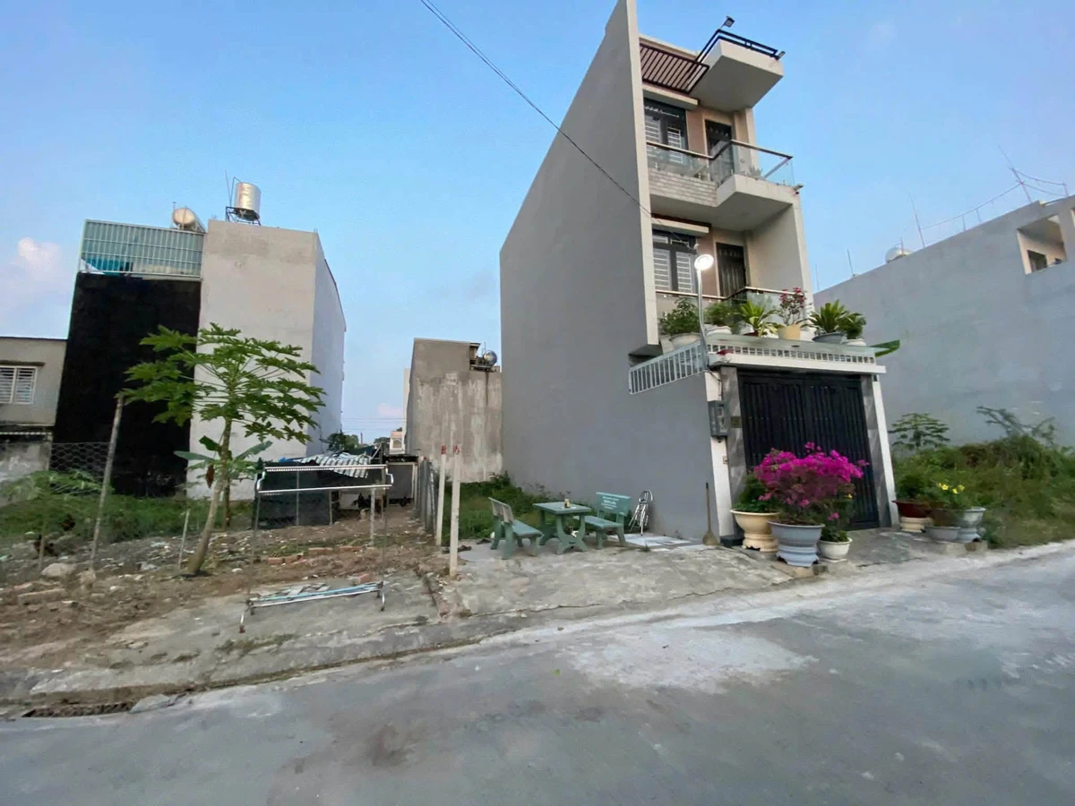 Bán đất 56m² Nguyễn Duy Trinh, Quận 9 - 3 tỷ 650 - Ảnh 1