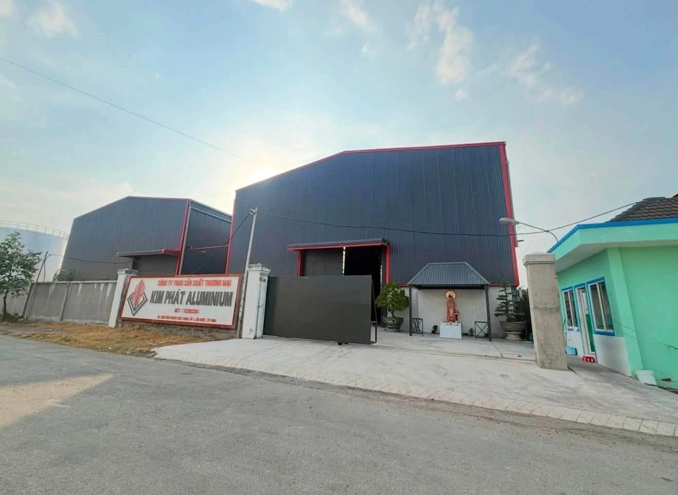 Bán xưởng KCN Kiến Thành Cần Dước 7.560 m² - 52 tỷ - Ảnh 1