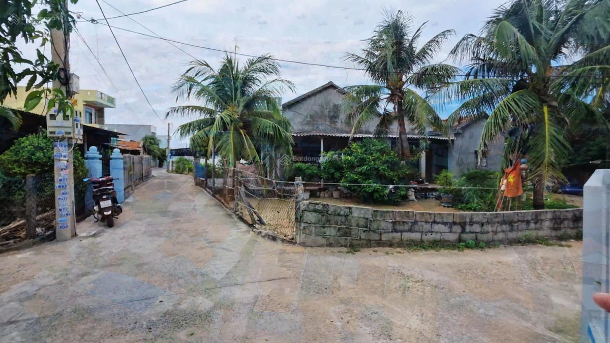 Cần bán lô góc ngã tư Đề Cua 200m2. Gần biển 150m. Gần sân bay 7km - Ảnh thu nhỏ 3