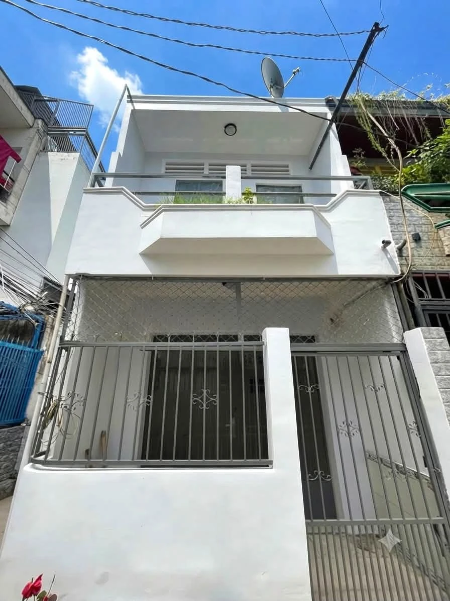 Bán nhà lô góc 2 tầng 28m² 2PN Quận 7 ngay KCX Tân Thuận 3.35 tỷ - Ảnh thu nhỏ 2