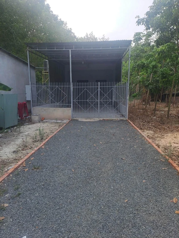 Bán nhà 1 tỷ 1, 679m², Phường Minh Hưng, Bình Dương