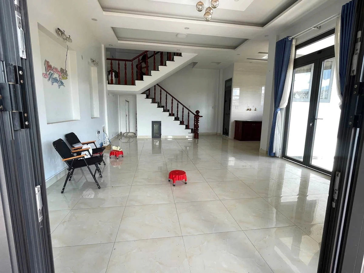 Bán nhà Mê Linh, Đà Lạt, 100m2, 6 phòng, 5 tỷ - Ảnh thu nhỏ 2